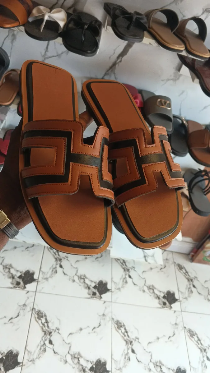 Hems  slippers thumbnail 2