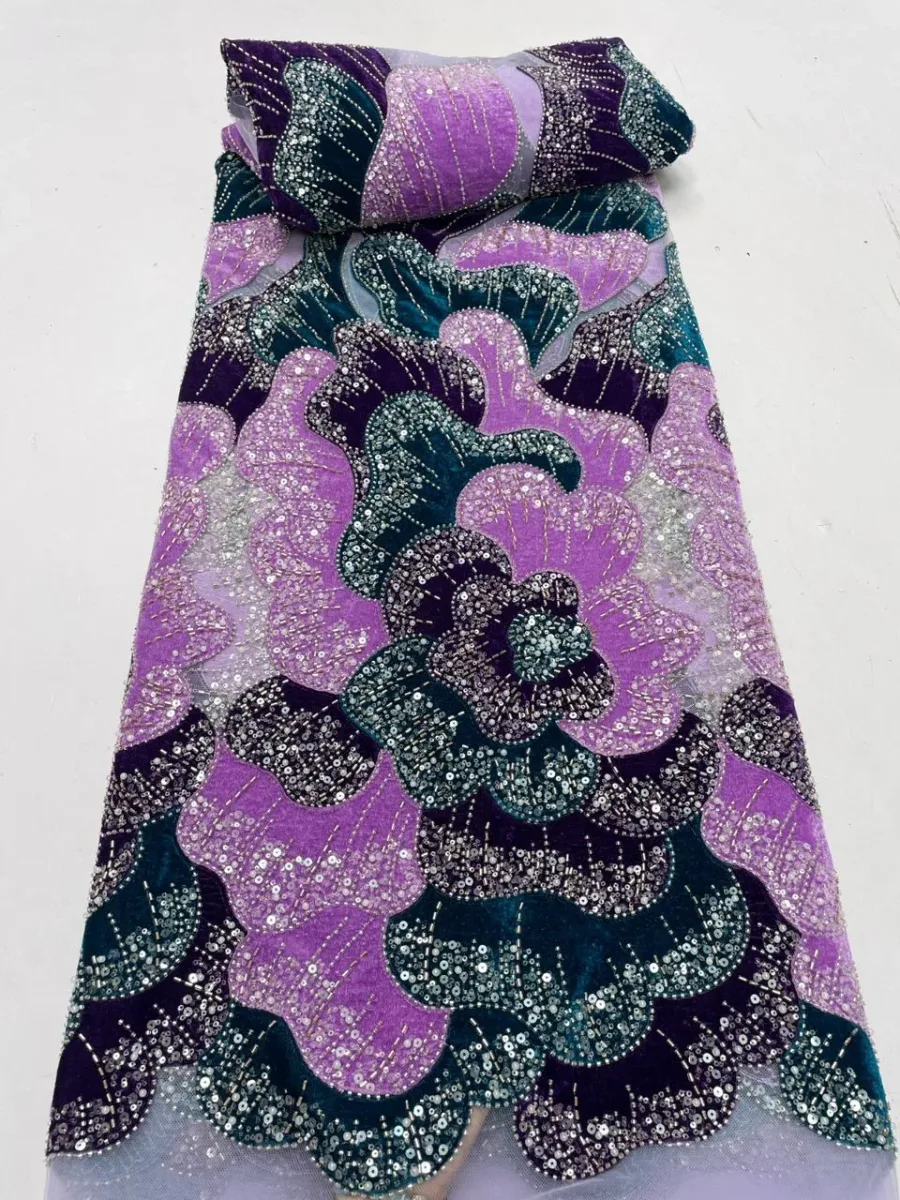 Sample lace thumbnail 2