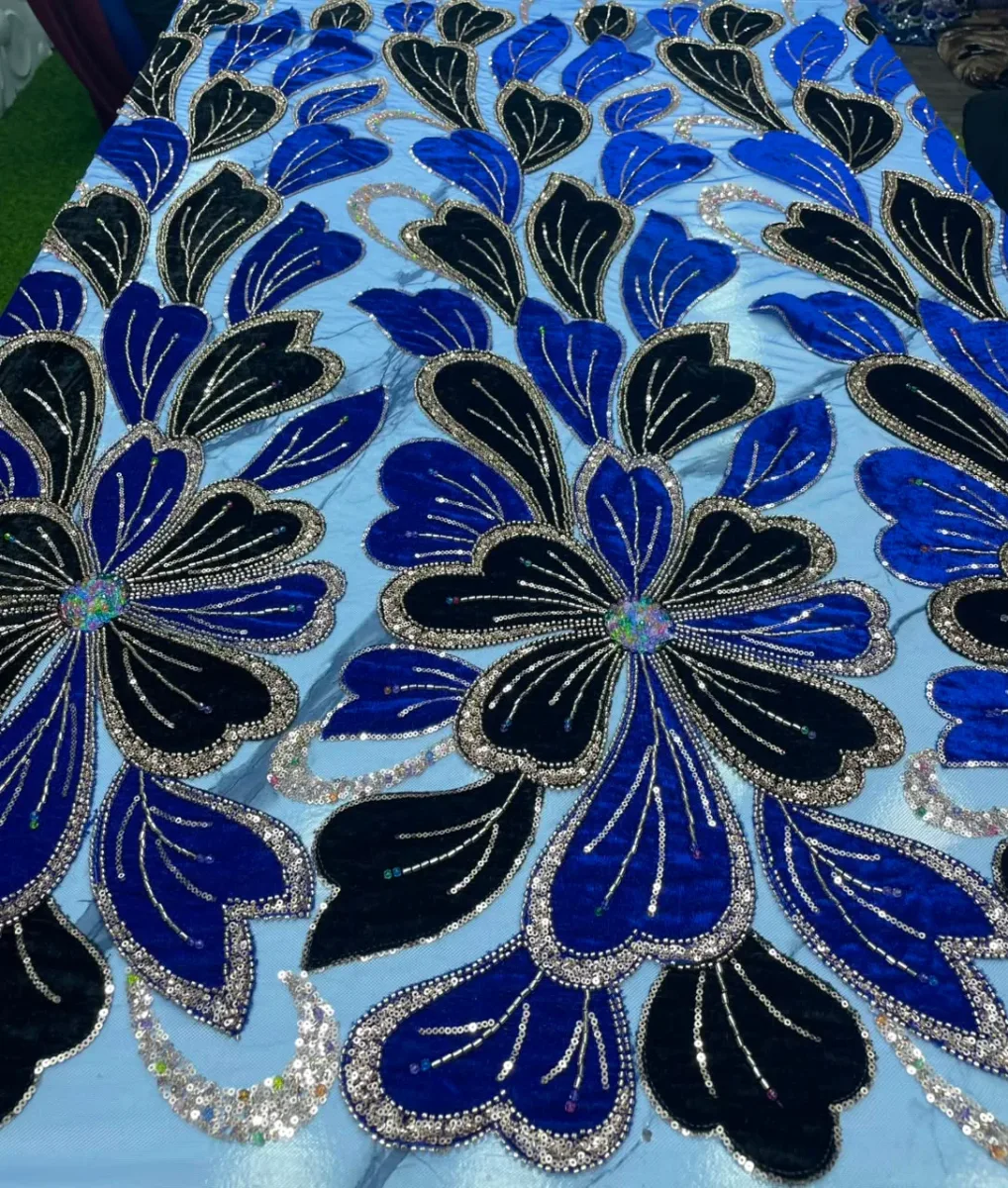 Sample lace